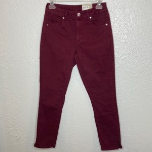 Brand new Maurices maroon High-rise cropped jeans